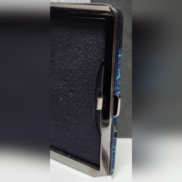 GUCCI Snap Case Vintage RARE Tom Ford Era COLLECTORS ITEM!! SALE SALE SALE - Picture 12 of 13